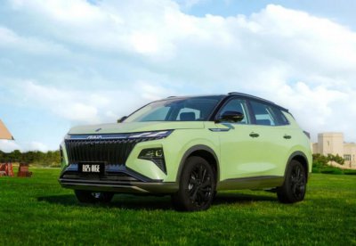 ​大空间又省油，不到 13 万起售，东风能靠这辆 SUV 火起来吗？